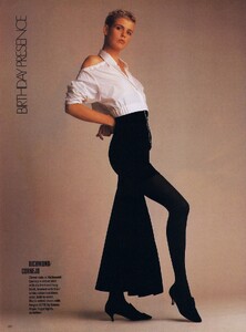 2000-UKELLE-NOVEMBER1986-PG122.thumb.jpg.00161f49b69c8ac3bc23d2ad20d2c214.jpg