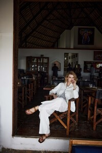 2023-11-JcSophieV1-Zanzibar_25_3995.jpg