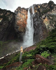[2024.06.01] stellamaxwell_447226078_1132537204660230_5726207306055709414_n.jpg