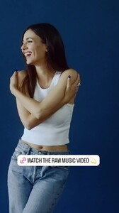 2024_06.01victoriajustice_3381160180907768133.thumb.jpg.b3cc62a7e84b81ff0523e9353e5dce0e.jpg