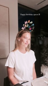 2024_06.02barrefaeli_3381830020407474592.thumb.jpg.797cb394269583755737c4de81ef4733.jpg