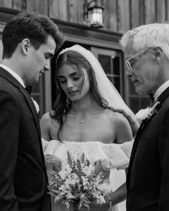 [2024.06.10] taylor_hill_448162523_18444027475024492_6096004050012316408_n.jpg