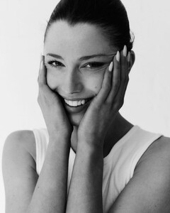 2024_06.13scarlett.mayer__quemodels_448142849_674636301497693_2264569045193982188_n.thumb.jpg.ba22a0b5b323e764df7c794aafd0db19.jpg