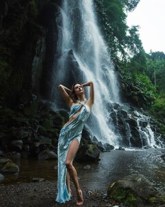 [2024.06.17] alessandraambrosio_448706585_18443072362000670_1290838775462988782_n.jpg