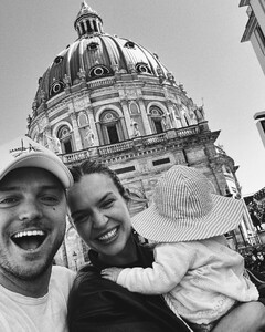[2024.06.17] josephineskriver_448459610_1168448324285070_5348641880786571572_n.jpg