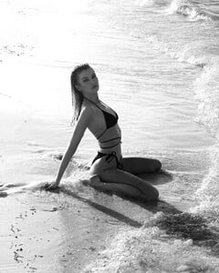 2024_06.18stellamaxwell_448582644_1817632148733373_7024027488102613651_n.thumb.jpg.58d8aaf3e8c087f5c0d28b505a74d09f.jpg