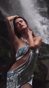 [2024.06.20] alessandraambrosio_An_Yki.jpg