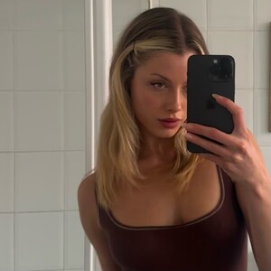 [2024.06.21] scarlett.mayer__448911873_1814335692399689_6321265094490430656_n.jpg