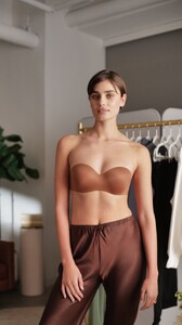 2024_06.24victoriassecret_An_WV8Eqz.thumb.jpg.ed887f12eaeca02d782520a4c0a56df0.jpg