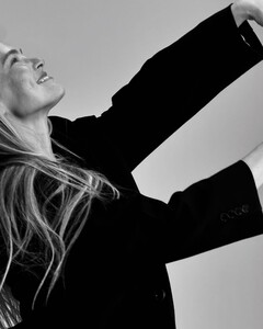 [2024.06.25] barrefaeli_448931108_18445463797041153_497358622678266597_n.jpg