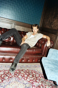 23AUSTIN-BUTLER-01-tzvp-superJumbo.thumb.jpg.3e65431cf047891e0754820ebcddd2c7.jpg