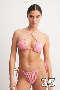35_reverse_triangle_bikini_top_1000-100966-001517546_1.jpg