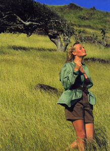 41429_Elle870031_122_72lo.thumb.jpg.058e5e3adf258a103bc73c5c0dae2309.jpg