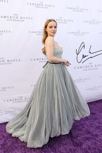 474297328_dove-4.jpg