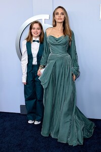 478681951_angelina-6.jpg