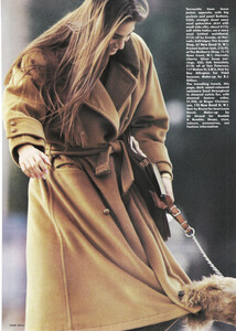 61489_vogue_uk_jan_1987_seasonless_style_12_122_1175lo.thumb.jpg.9fd9c7f351b4239ca91f88bb2cf8398b.jpg
