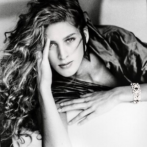 Anna_Andersson_AviMeroz_01.thumb.jpg.b41a57e5b408d8e7f999e516ef870167.jpg