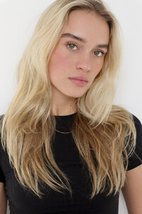 CamilleHulspas1b4.thumb.jpg.dbdf6201cde0f78f6f33c721d2f12250.jpg