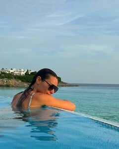 Carolina_Ardohain_in_Bikini_06-02-2024__7_.jpg