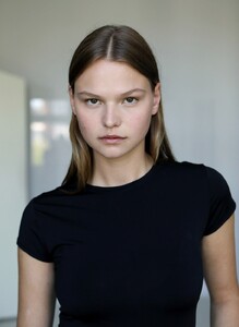 CharlotteClaussen1b4.thumb.jpg.7f1adac2de54e1f70439588644912940.jpg
