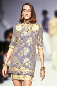 Christian Dior FW 1990 107 Cynthia Anthonio.jpg