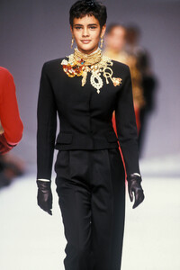 Christian Dior FW 1990 151 Nadege du Bospertus.jpg