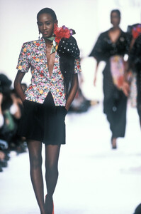 Christian Dior SS 1990 055 Sadiya Gueye.jpg