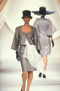 Christian Dior SS 1990 Haute Couture 065 Aly Dunne.jpg