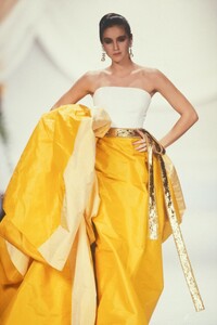 Christian Dior SS 1990 Haute Couture 280 Micheline Van de Velde.jpg