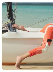 Cosmopolitan_2024_07_fr.-094.thumb.jpg.139b6f13913cc2114529974d50bb99a6.jpg
