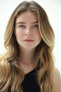 DaisyMayBreuer1b2.thumb.jpg.28661129f6fd9a6d550e3366657470e6.jpg