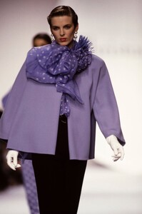 DiorSS1990.thumb.jpg.f733c2432f145ac647b937994237765a.jpg