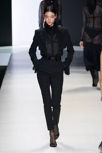 DolceGabbanaS24011.thumb.jpg.78f9634f5b8e0e52a754da5774c3d6ba.jpg