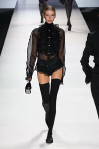 DolceGabbanaS24012.thumb.jpg.39975cf2f5efc41cc9b57521247b1bda.jpg