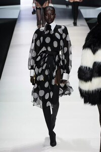 DolceGabbanaS24017.thumb.jpg.c9462257dd254c43bfa00f1137a222c0.jpg