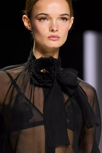 DolceGabbanaclpS24022.thumb.jpg.ca0cf144db336c9ce6522d4ec59123a2.jpg