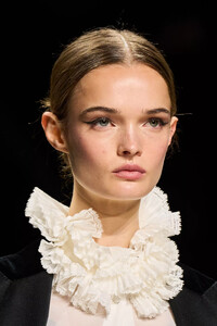 DolceGabbanaclpS24029.thumb.jpg.d28188f2a71e279a4e207996a035ad61.jpg