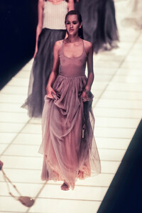 EmporioArmani1996WomenRTW178.thumb.jpg.69c024ef2bdebbb79e07047370818e53.jpg
