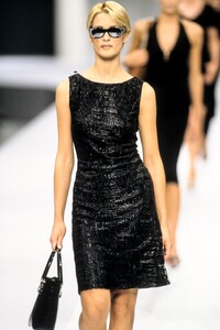 Escada1999WomenRTW101.thumb.jpg.f1e2cc3bc4153fd09b16c1725ed8ef07.jpg