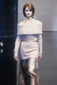 Genny1995WomenRTW65.thumb.jpg.2f3dc95e76a518ede6ee72926c098c87.jpg