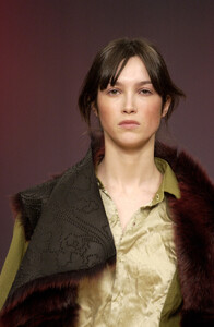 ID - AnneloreLedoux f02.jpg