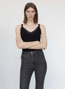 IoniGuraliuc1b3.thumb.jpg.4da11f8fec7dda64565233e33f22d218.jpg