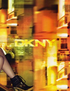 Jansson_DKNY_Spring_Summer_2009_05.thumb.jpg.1b05cfbfac1892ffab5cfd895e5bd362.jpg