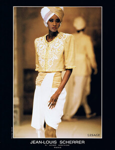 Jean-Louis_Scherrer_Sadiya_Gueye_01.thumb.jpg.21f524a4c2f5d937c1c422f268f64b68.jpg