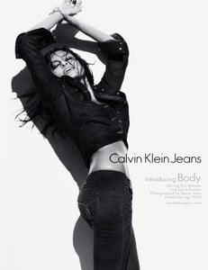 Klein_Calvin_Klein_Jeans_Fall_Winter_2009_10_06.thumb.jpeg.6e344ebbf5a67f425f266981a928d2d0.jpeg