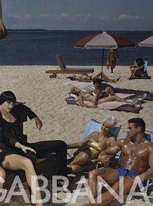 Klein_Dolce__Gabbana_Cruise_2009_06.thumb.jpeg.c7e925a6b58633b57a39bf36f069b4de.jpeg