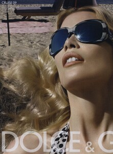 Klein_Dolce__Gabbana_Cruise_2009_07.thumb.jpeg.5cf044f0831b0da059ccf05b04cfd835.jpeg