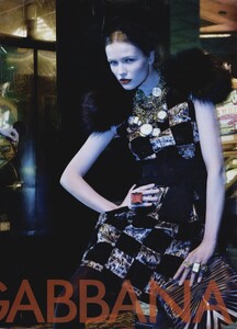 Klein_Dolce__Gabbana_Fall_Winter_2009_10_02.thumb.jpeg.ffe546a094c805d0481e8b3368026be7.jpeg