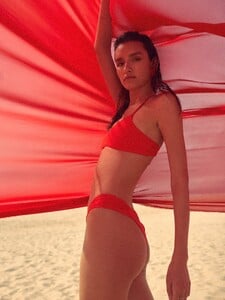 LATITID_SS23_D4_3198_c8d687c3-df9c-4e29-8b67-c60577283bed.jpg