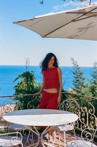 MAEVE_RED_S32-SOF-075.thumb.jpg.5c57c0c2a46da39558d2b8793e145329.jpg